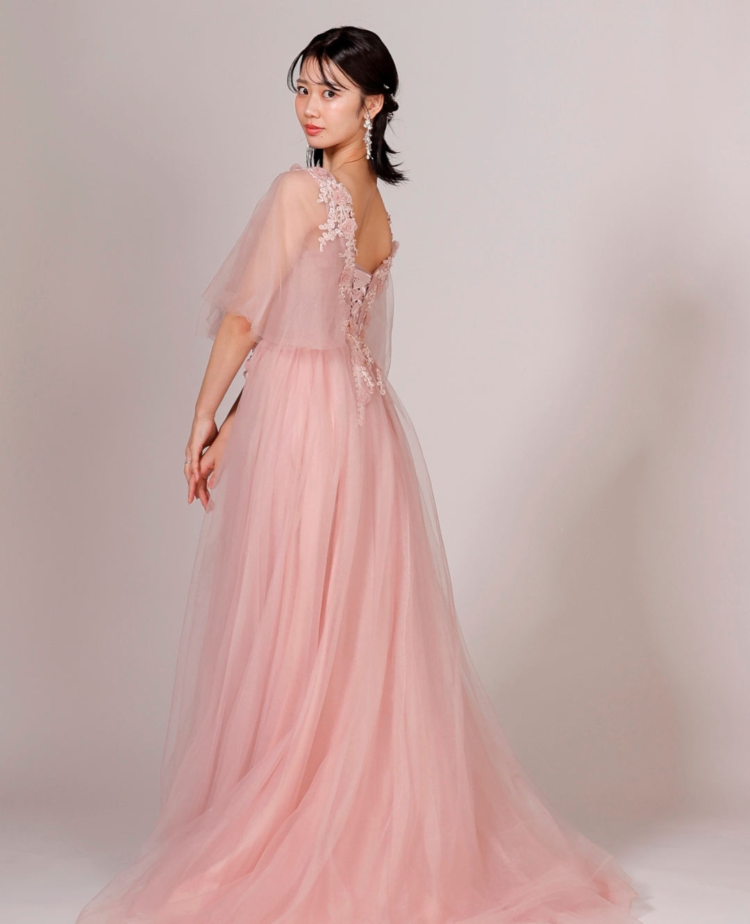 ピンククリームのカラードレス