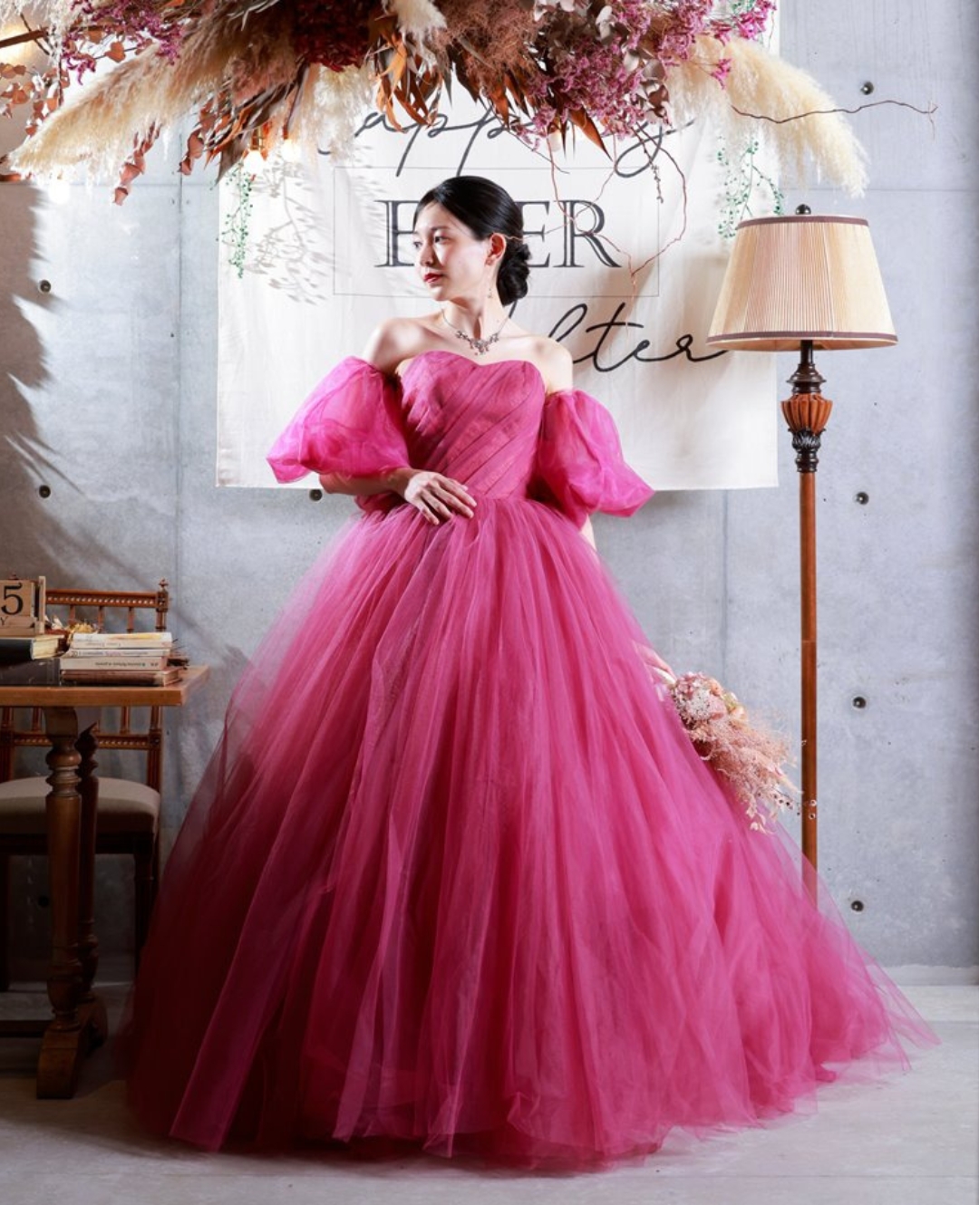 ヴァーミリオンのカラードレス