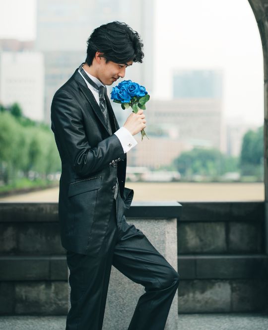 ブラックサテンのタキシード