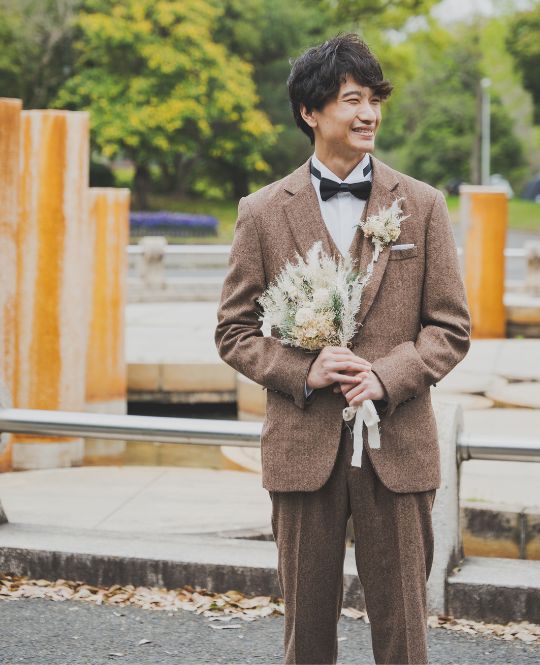 カカオ色のタキシード