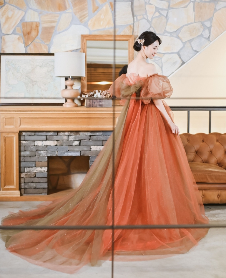 テラコッタオリーブのカラードレス